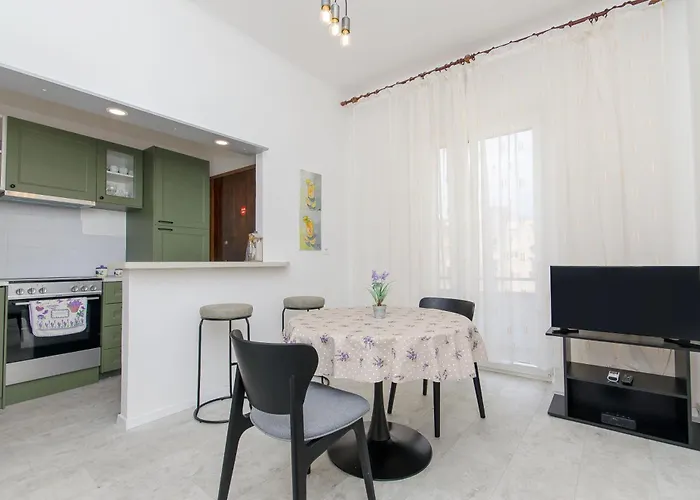 ゲスト ハウス レヴァンダ ゲストハウス 3*