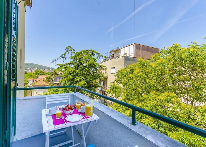 ゲスト ハウス レヴァンダ ゲストハウス 3*