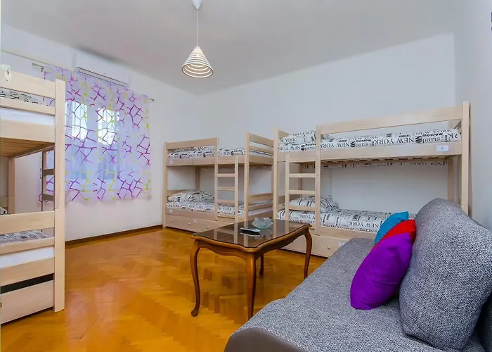 ゲストハウス ゲスト ハウス レヴァンダ