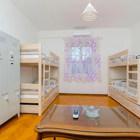 Gostinjska kuća Levanda